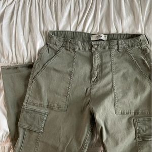 Green Hollister Cargo Womens Pants (XL)